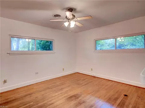 Bedroom - 101 Stadium Dr, Chesapeake, VA 23322 photo 3 of 7