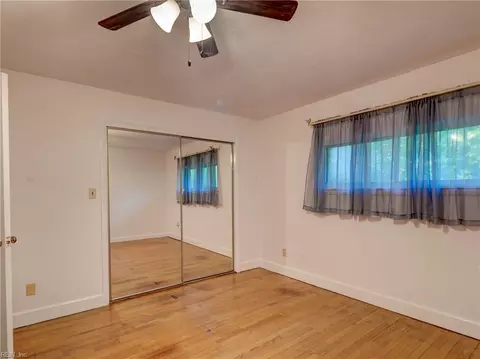 Bedroom - 101 Stadium Dr, Chesapeake, VA 23322 photo 6 of 7