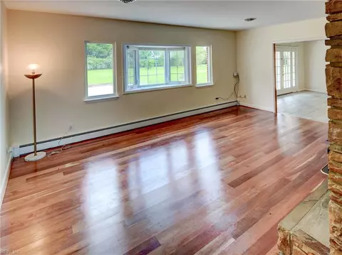 Living - 101 Stadium Dr, Chesapeake, VA 23322 photo 1 of 5