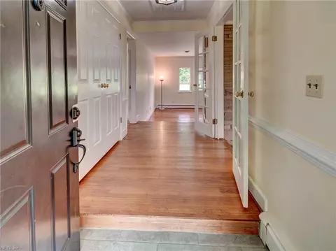 Entry Way - 101 Stadium Dr, Chesapeake, VA 23322 photo 1 of 6