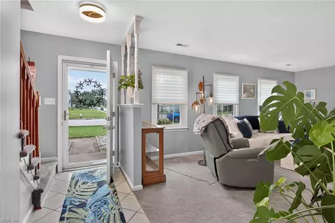 Entry Way - 217 Eastlawn Dr, Hampton, VA 23664 photo 1 of 1