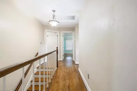 Entry Way - 3240 Morningside Dr, Chesapeake, VA 23321 photo 3 of 3