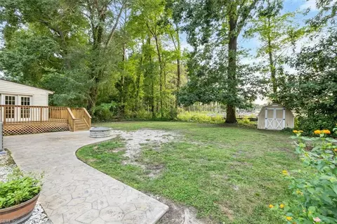 Exterior - 3240 Morningside Dr, Chesapeake, VA 23321 photo 8 of 8