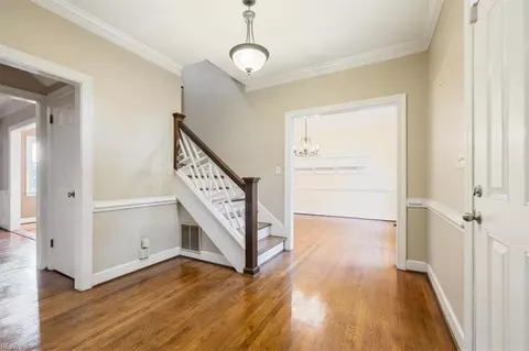 Entry Way - 3240 Morningside Dr, Chesapeake, VA 23321 photo 2 of 3