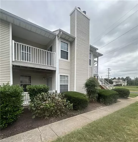 608 Spire Ct, Virginia Beach, VA 23462