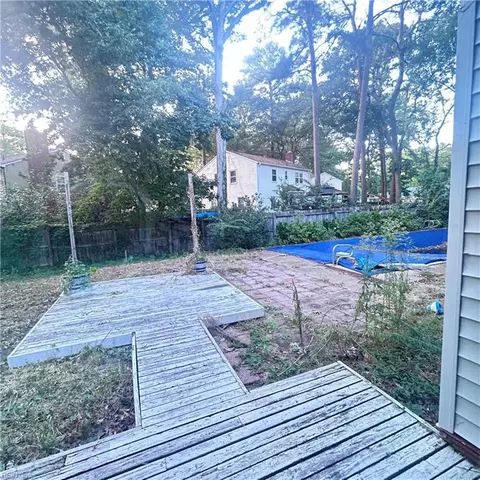 Exterior - 7 White Oak Trl, Hampton, VA 23669 photo 6 of 6