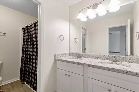 Bath - 517 Dixie Dr, Norfolk, VA 23505 photo 1 of 4