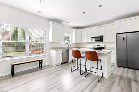 Kitchen - 517 Dixie Dr, Norfolk, VA 23505 photo 6 of 6