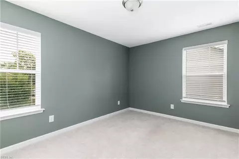 Bedroom - 517 Dixie Dr, Norfolk, VA 23505 photo 3 of 10