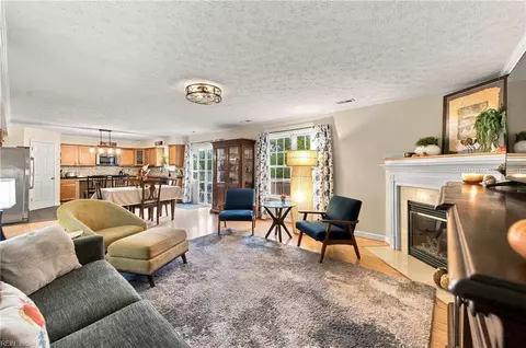 Living - 4 Walters Ln, Hampton, VA 23666 photo 3 of 3