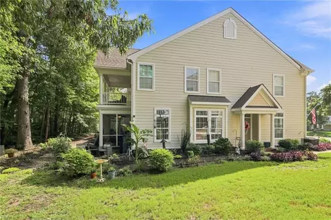 5428 Season Ln, Virginia Beach, VA 23455