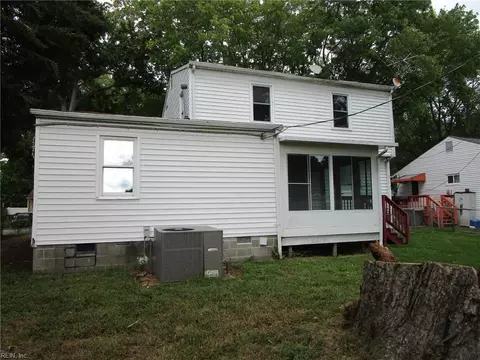 Exterior - 12 Kingslee Ln, Hampton, VA 23669 photo 5 of 6