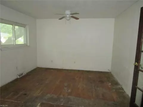 Other - 12 Kingslee Ln, Hampton, VA 23669 photo 2 of 2