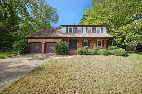 5 Bennett Farm Rd, Poquoson, VA 23662