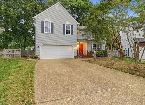 821 Lancaster Ln, Newport News, VA 23602