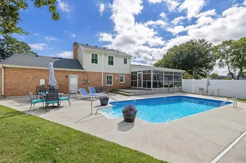 4100 Weyanoke Dr, Portsmouth, VA 23703
