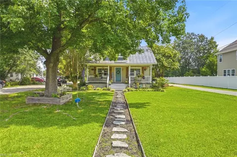 944 Bells Rd Road Rd, Chesapeake, VA 23322