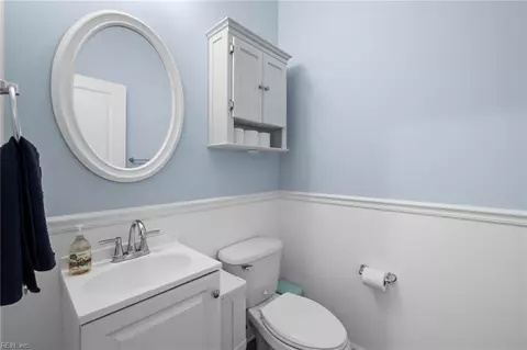 Bath - 3145 Codorus St, Chesapeake, VA 23323 photo 2 of 3