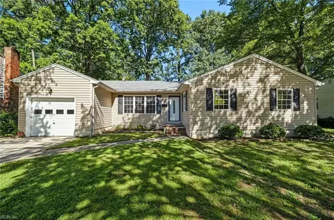 717 Keppel Dr, Newport News, VA 23608