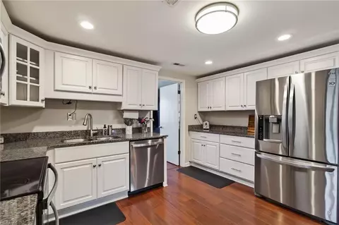 Kitchen - 220 Marion Dr, Chesapeake, VA 23322 photo 4 of 4