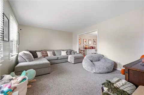 Living - 324 Lakeland Dr, Hampton, VA 23669 photo 1 of 1