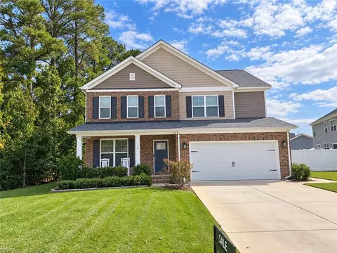 129 Manor Dr, Carrollton, VA 23314