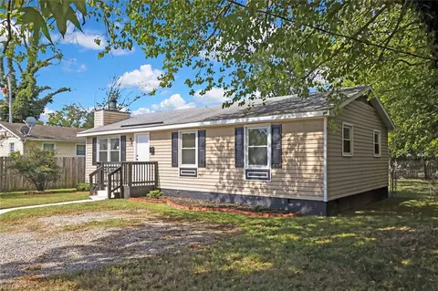 Exterior - 2403 Shell Rd, Hampton, VA 23661 photo 2 of 4