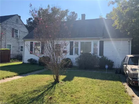 1625 Rolfe Pl, Newport News, VA 23607