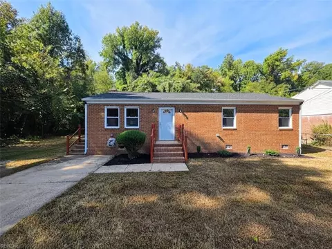 Exterior - 50 Oser Ln, Hampton, VA 23669 photo 2 of 6