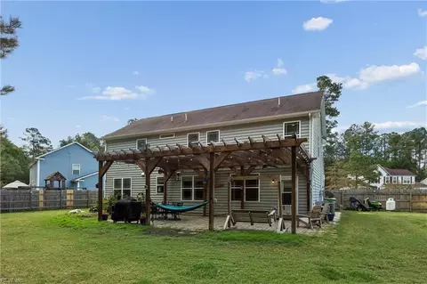 Exterior - 3894 Ordinary Loop, Gloucester County, VA 23062 photo 6 of 6