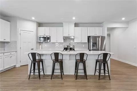 Kitchen - 207 Apprentice Lndg, Williamsburg, VA 23185 photo 1 of 2