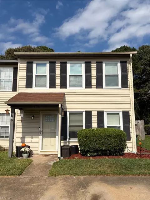 3964 Roebling Ln, Virginia Beach, VA 23452