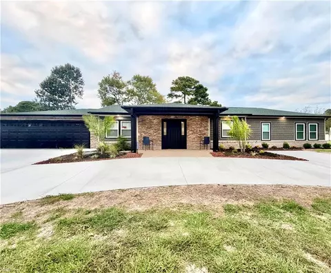 3208 Silina Dr, Virginia Beach, VA 23452