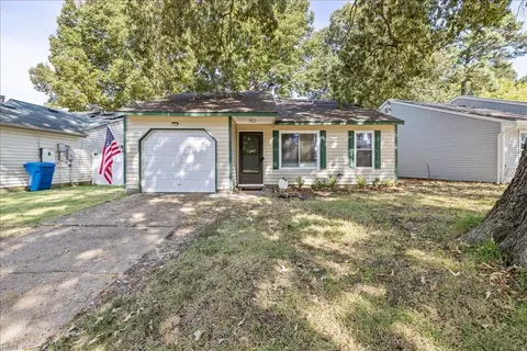 4368 Smokey Lake Dr, Virginia Beach, VA 23462