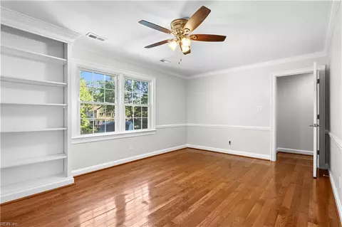 Bedroom - 817 Maple Forest Ct, Chesapeake, VA 23322 photo 4 of 8