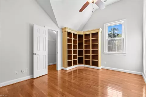 Bedroom - 817 Maple Forest Ct, Chesapeake, VA 23322 photo 2 of 8