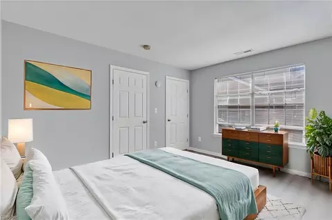 Bedroom - 202 Westgate Cir, Williamsburg, VA 23185 photo 3 of 10