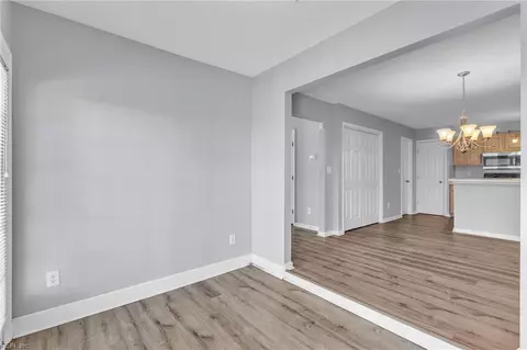 Entry Way - 202 Westgate Cir, Williamsburg, VA 23185 photo 1 of 4