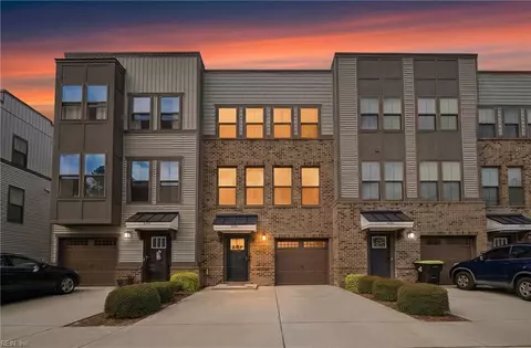 4240 Daylilly Ln, Virginia Beach, VA 23456
