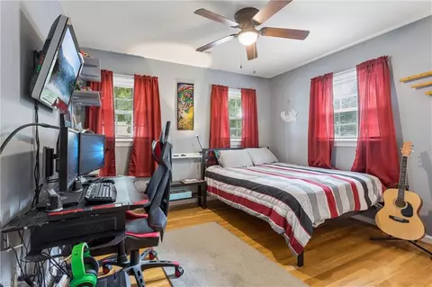 Bedroom - 113 Wilderness Rd, Hampton, VA 23669 photo 9 of 9