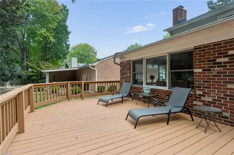 Exterior - 113 Wilderness Rd, Hampton, VA 23669 photo 3 of 9