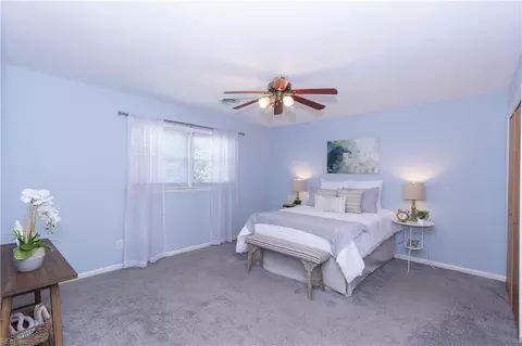 Bedroom - 302 Beechmount Dr, Hampton, VA 23669 photo 2 of 7