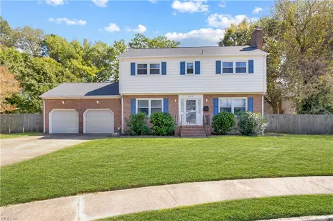 302 Beechmount Dr, Hampton, VA 23669