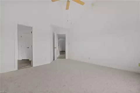 Bedroom - 302 Mainsail Dr #15, Hampton, VA 23664 photo 3 of 6
