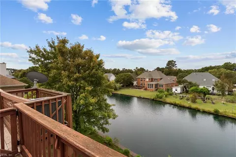 View/Area - 302 Mainsail Dr #15, Hampton, VA 23664 photo 5 of 5