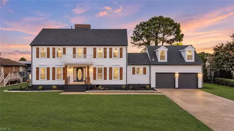 8 White House Dr, Poquoson, VA 23662