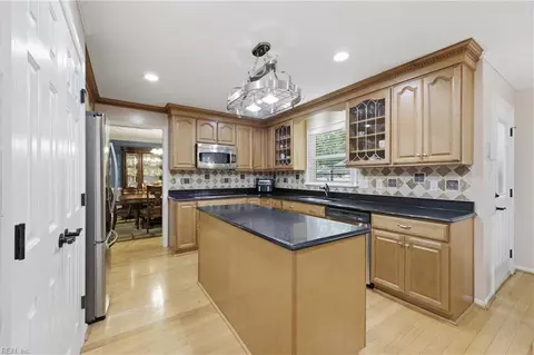 Kitchen - 516 Ashforth Way, Chesapeake, VA 23322 photo 1 of 5