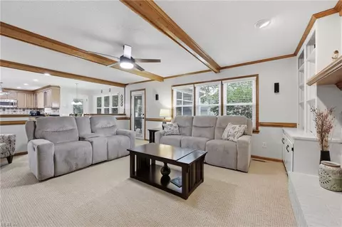 Living - 516 Ashforth Way, Chesapeake, VA 23322 photo 1 of 3