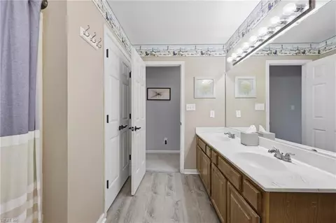 Entry Way - 516 Ashforth Way, Chesapeake, VA 23322 photo 6 of 6