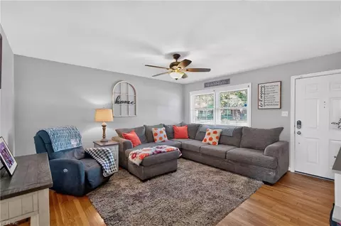 Other - 6 Holiday Dr, Hampton, VA 23669 photo 1 of 10